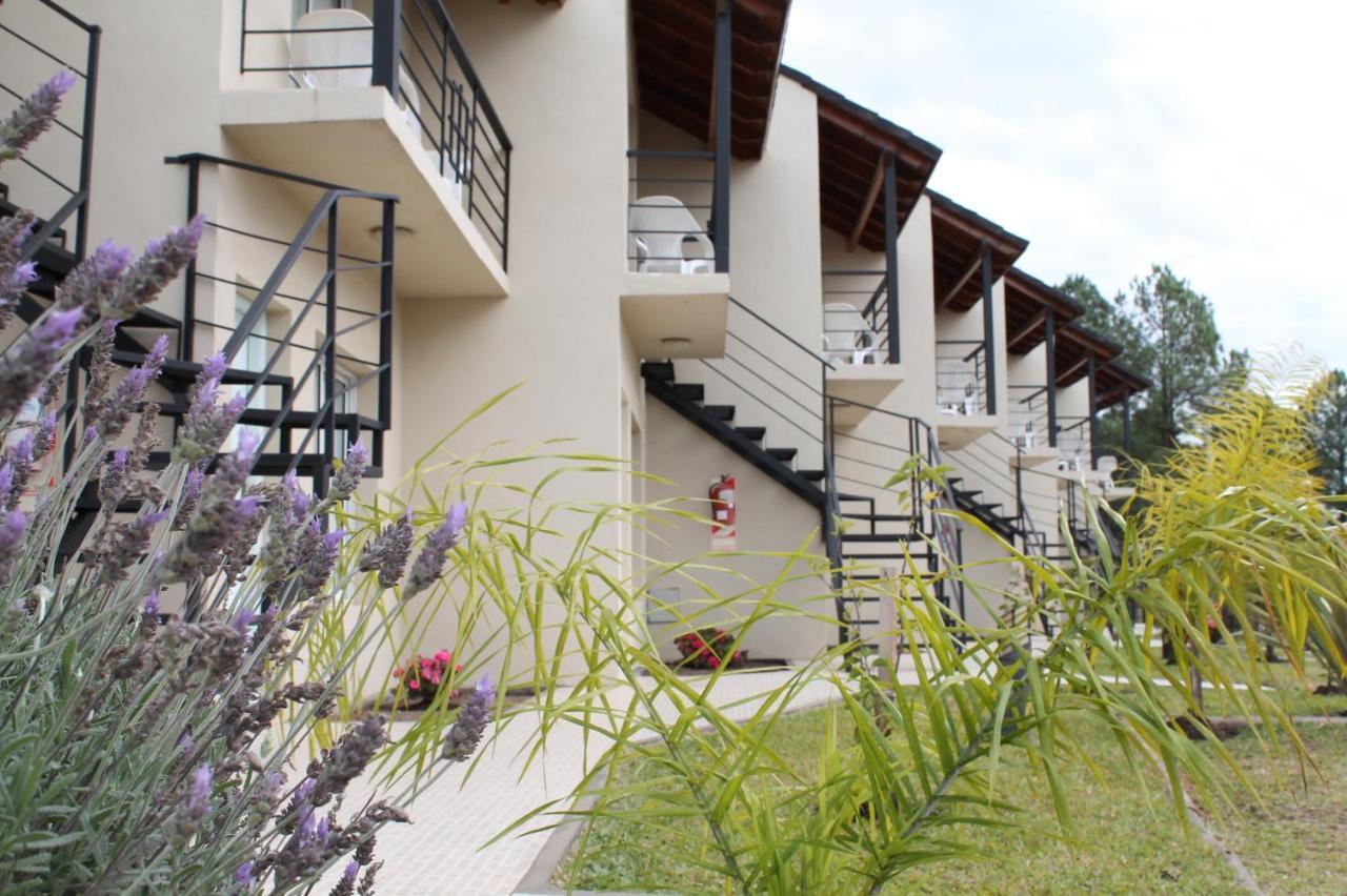 Brisas Del Lago Apartamentos Colón Kültér fotó