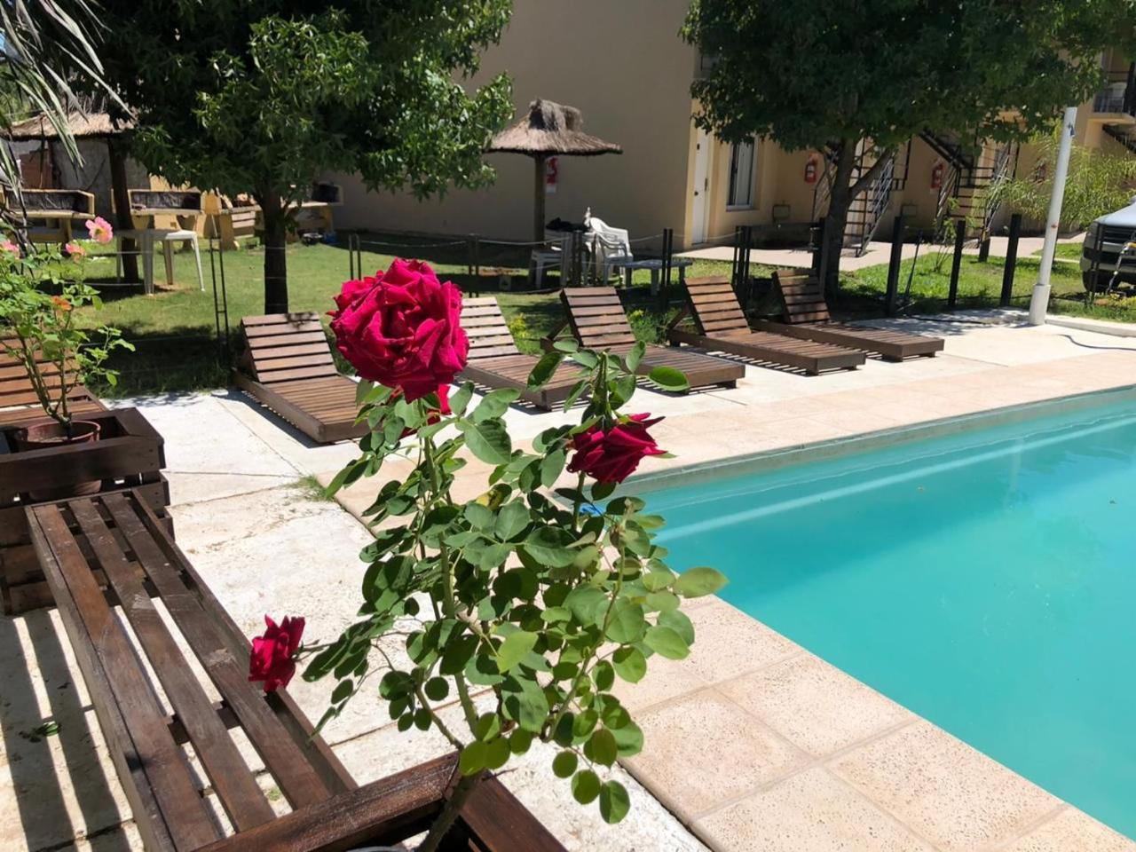 Brisas Del Lago Apartamentos Colón Kültér fotó