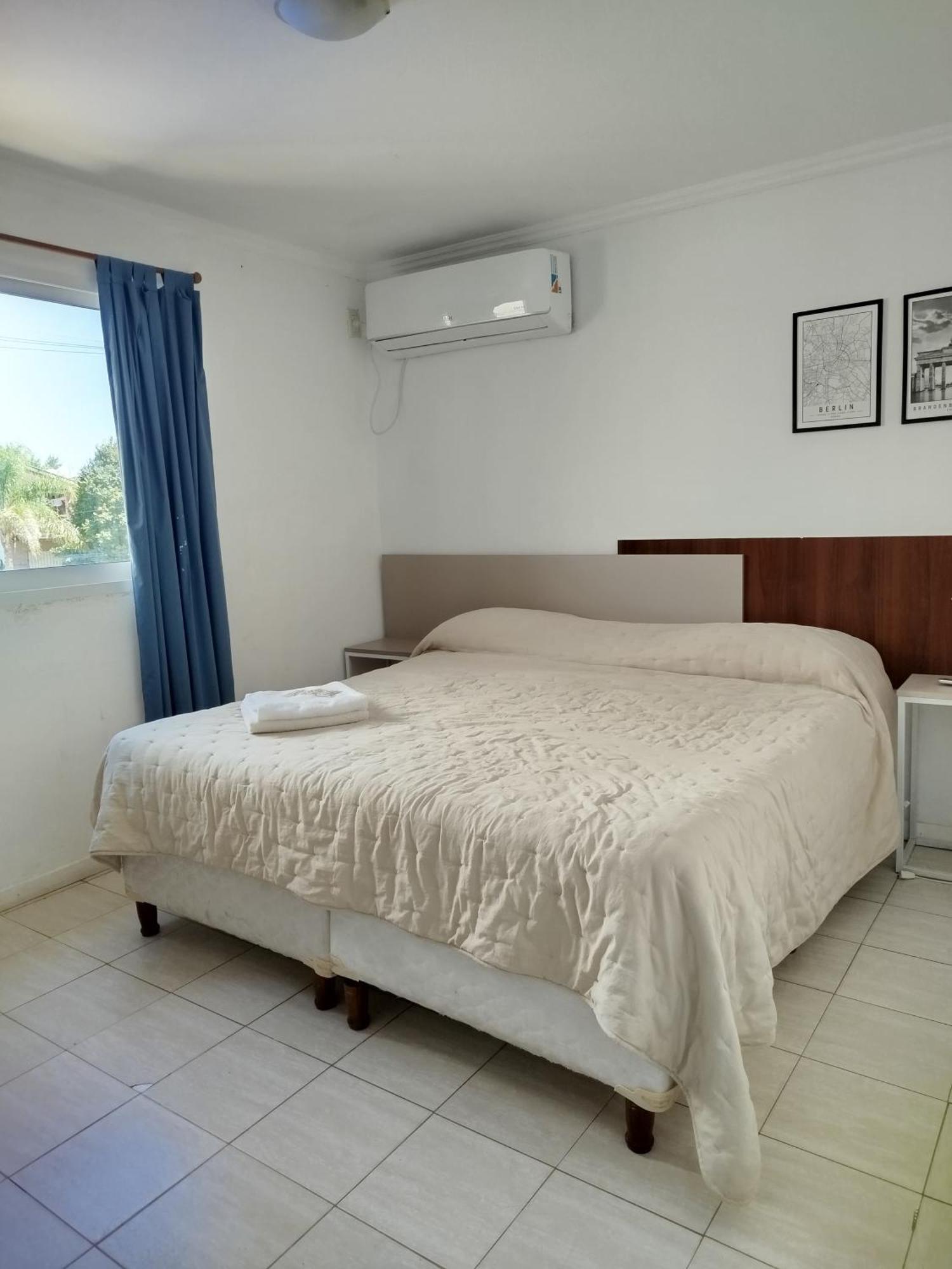 Brisas Del Lago Apartamentos Colón Kültér fotó